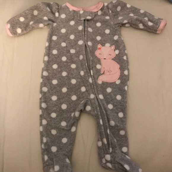 Baby girl new born random bundle - Picture 2 of 4